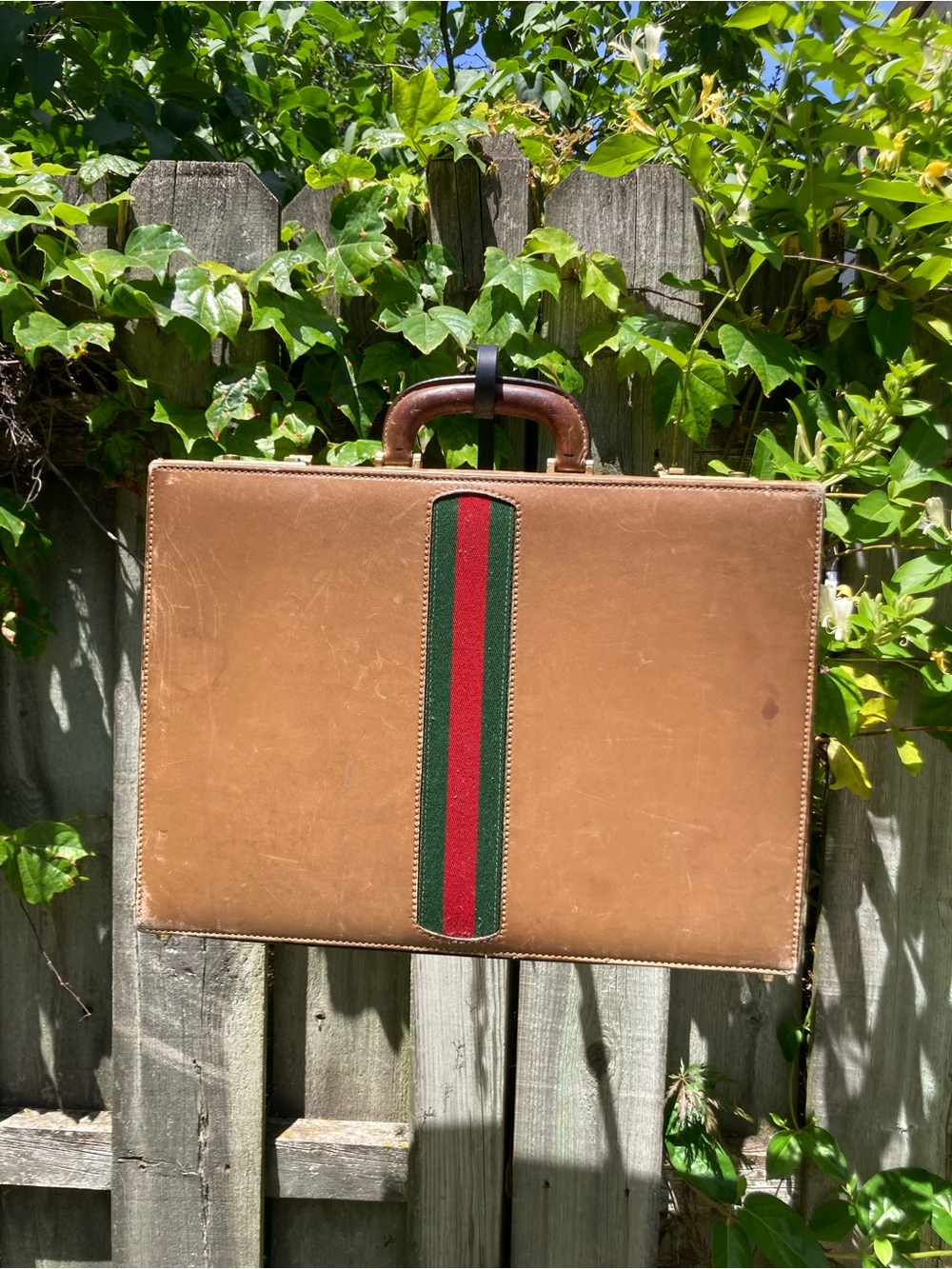 Vintage vtg 1980’s Gucci Tan Leather Briefcase with Red and Green Stripe